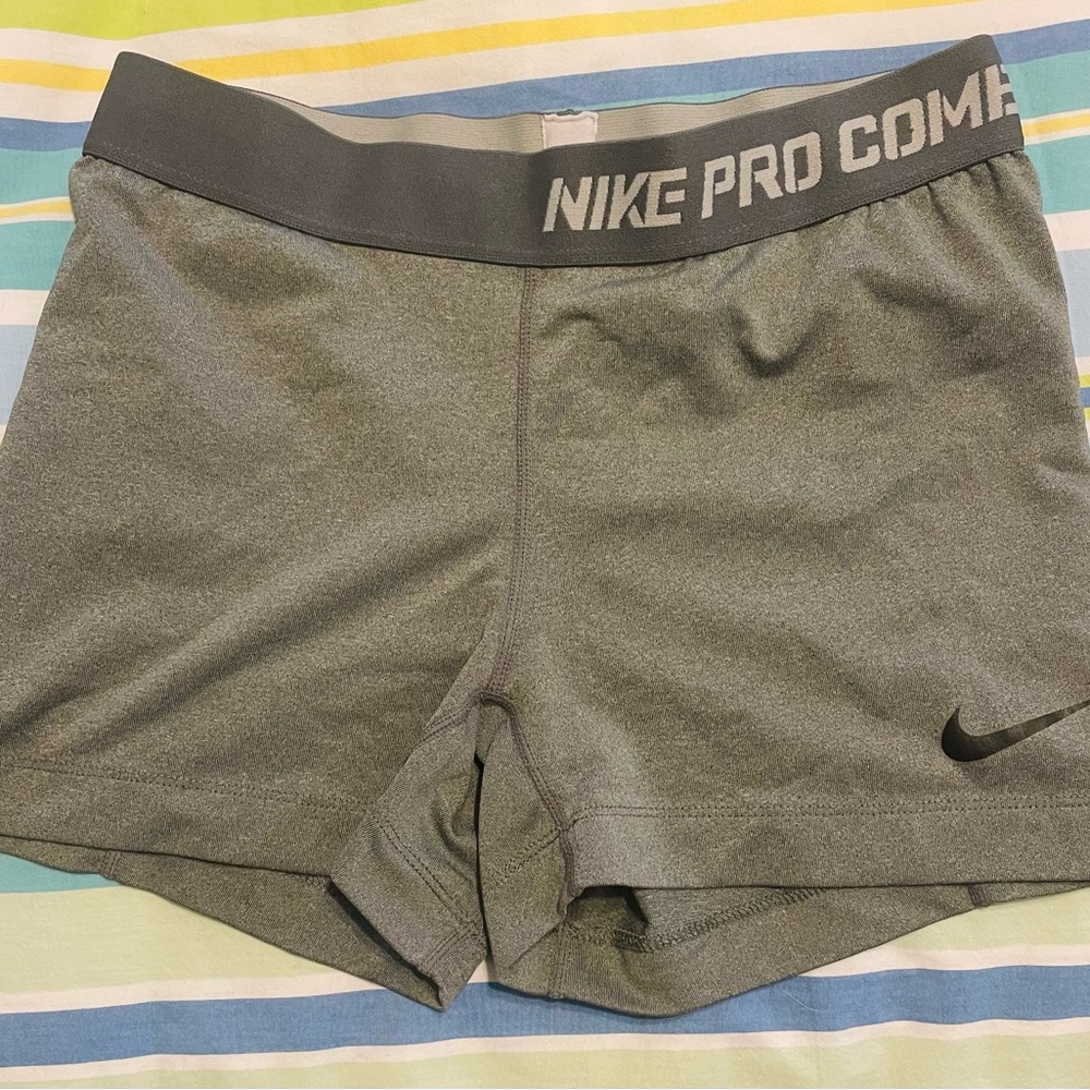 Nike Women's Gray Pro Combat Shorts